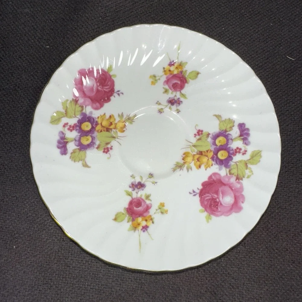 Vintage English Bone China Tea Cup Saucer Pink Rose Fluted‎ Cottagecore Teacup